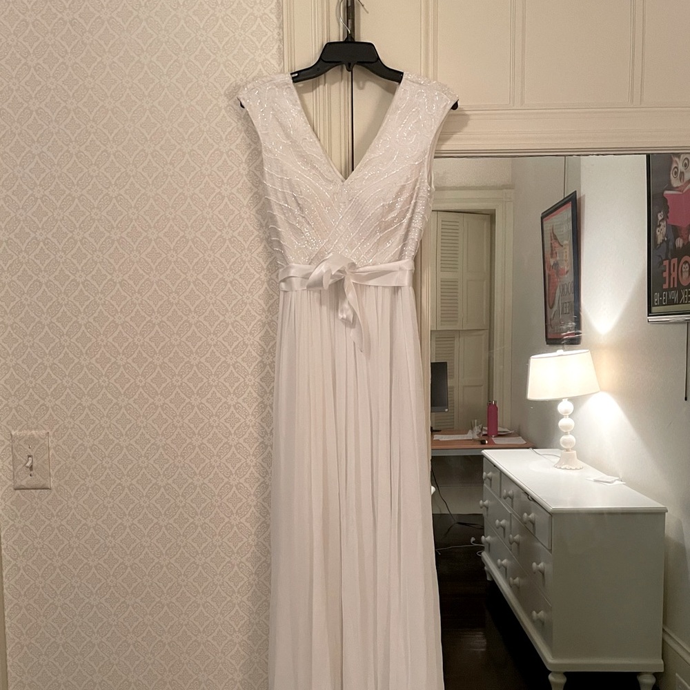 AIDAN MATTOX style 054449360